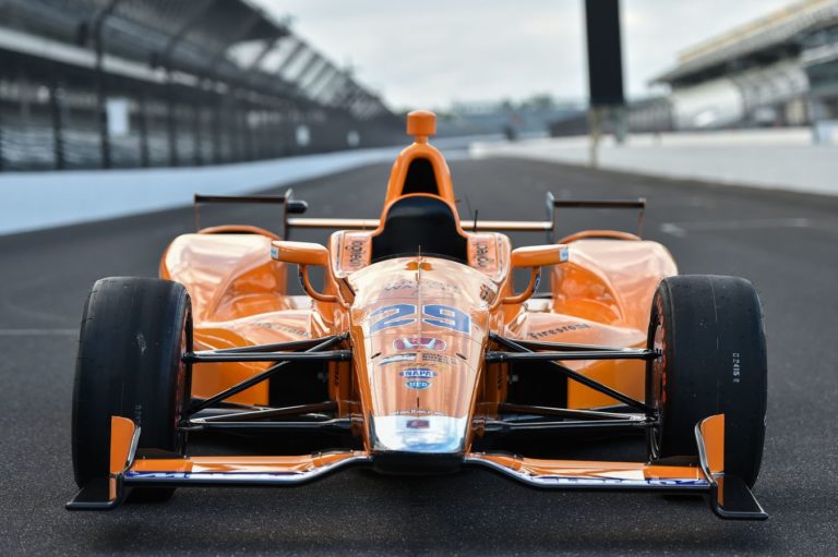 Τα μονοθέσια της F1 και του Indycar είναι η μέρα με τη νύχτα (vid)