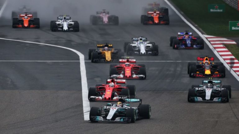 Brawn: «Η υβριδική τεχνολογία μάλλον θα διατηρηθεί» Brawn: «Η υβριδική τεχνολογία μάλλον θα διατηρηθεί»