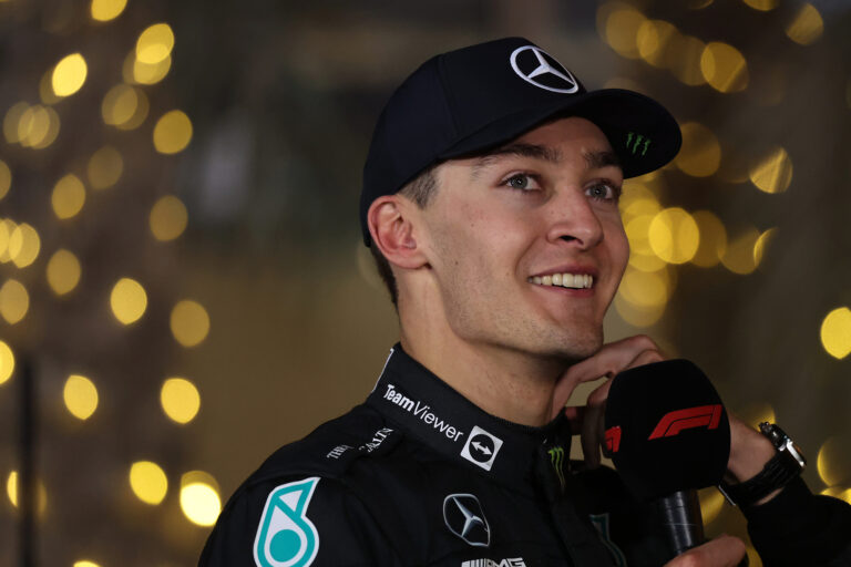 Russell: «Δεν με ενδιαφέρει η μάχη με τον Hamilton» Russell: «Δεν με ενδιαφέρει η μάχη με τον Hamilton»
