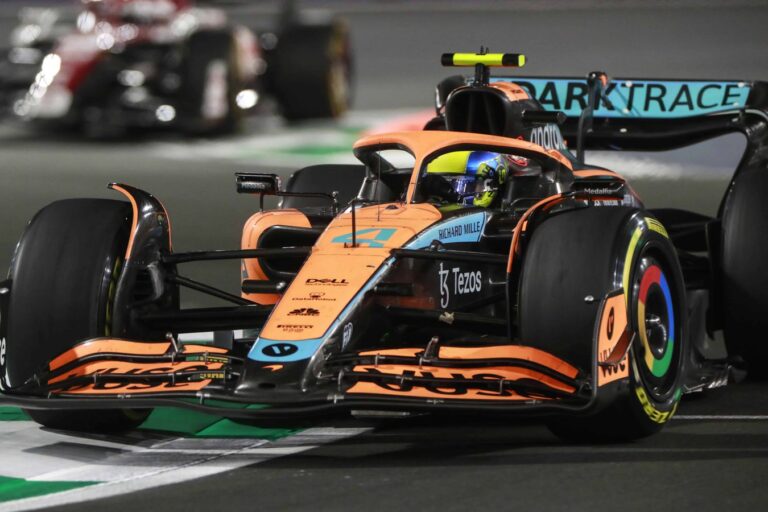 McLaren 2023