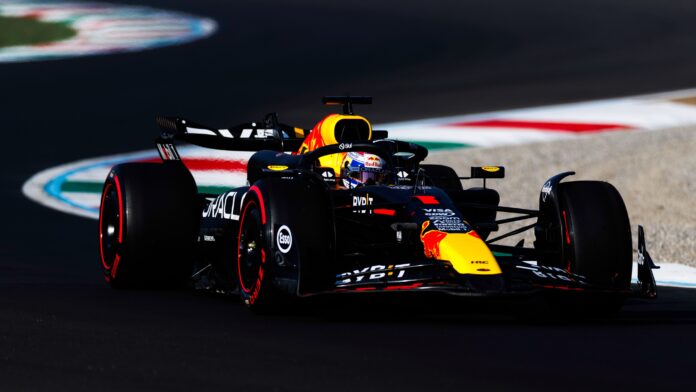 Verstappen RB20